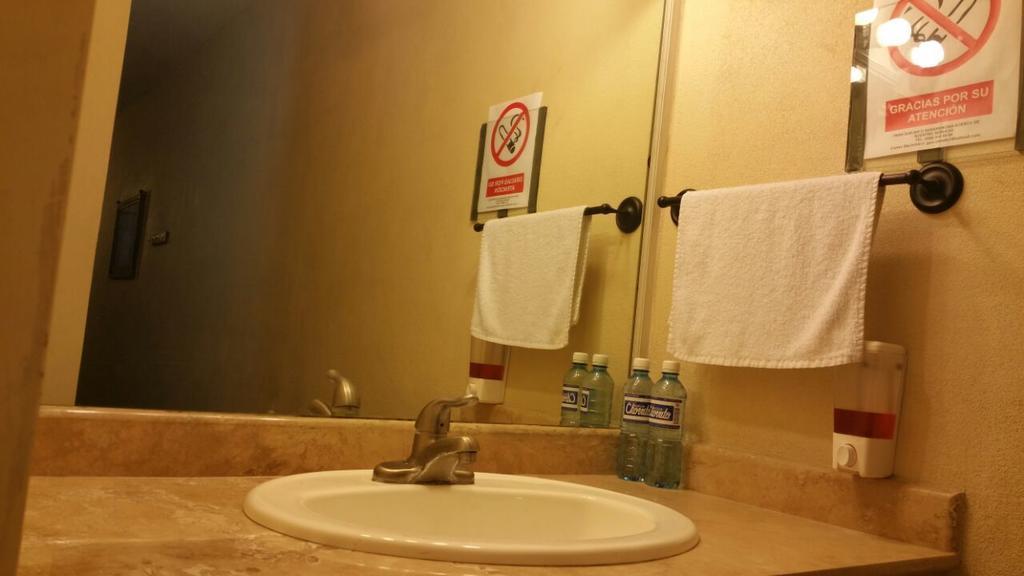 Hotel Estrella Matamoros  Esterno foto