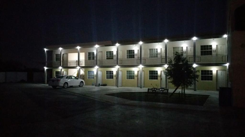 Hotel Estrella Matamoros  Esterno foto